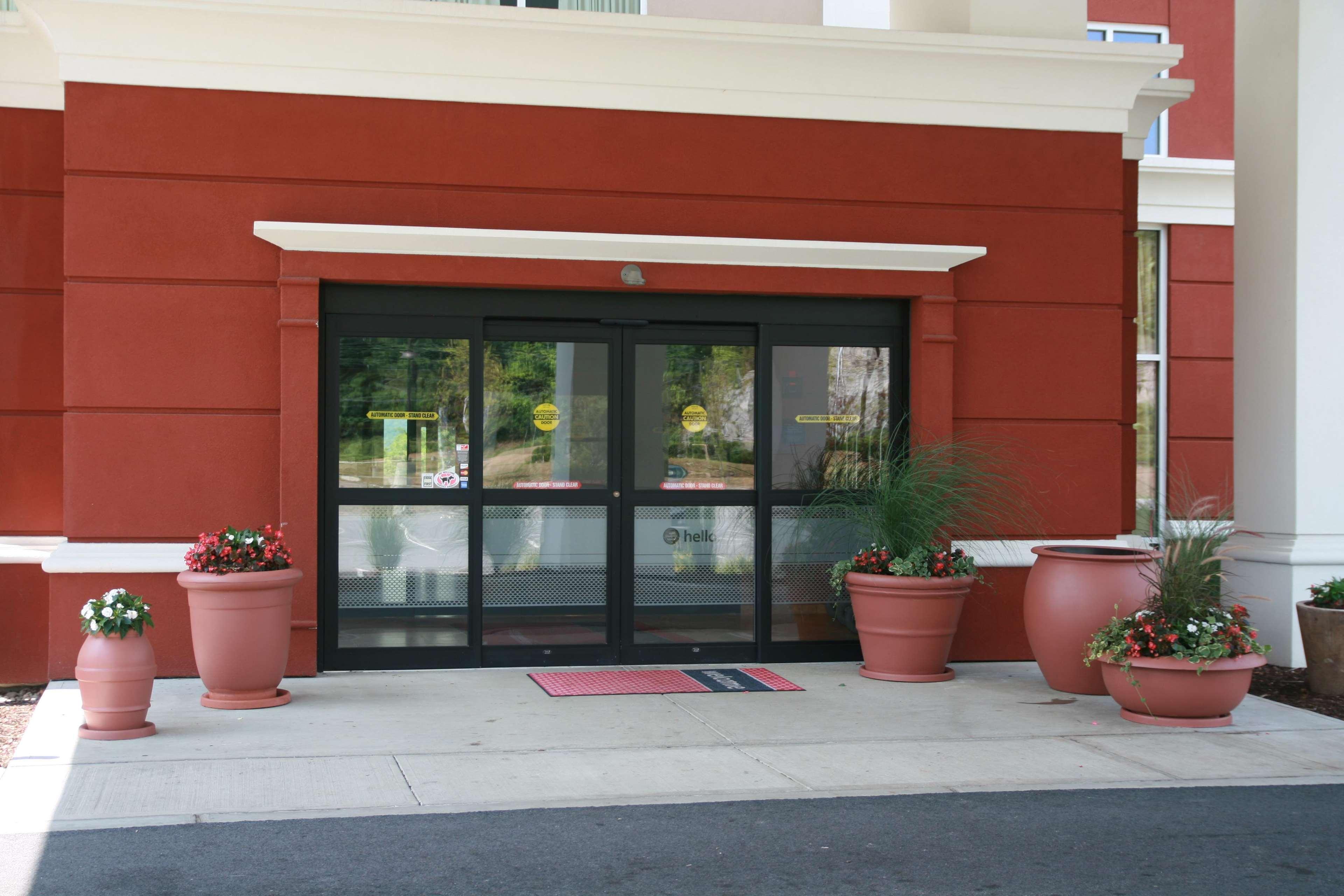 Hampton Inn & Suites Poughkeepsie Spackenkill Dış mekan fotoğraf