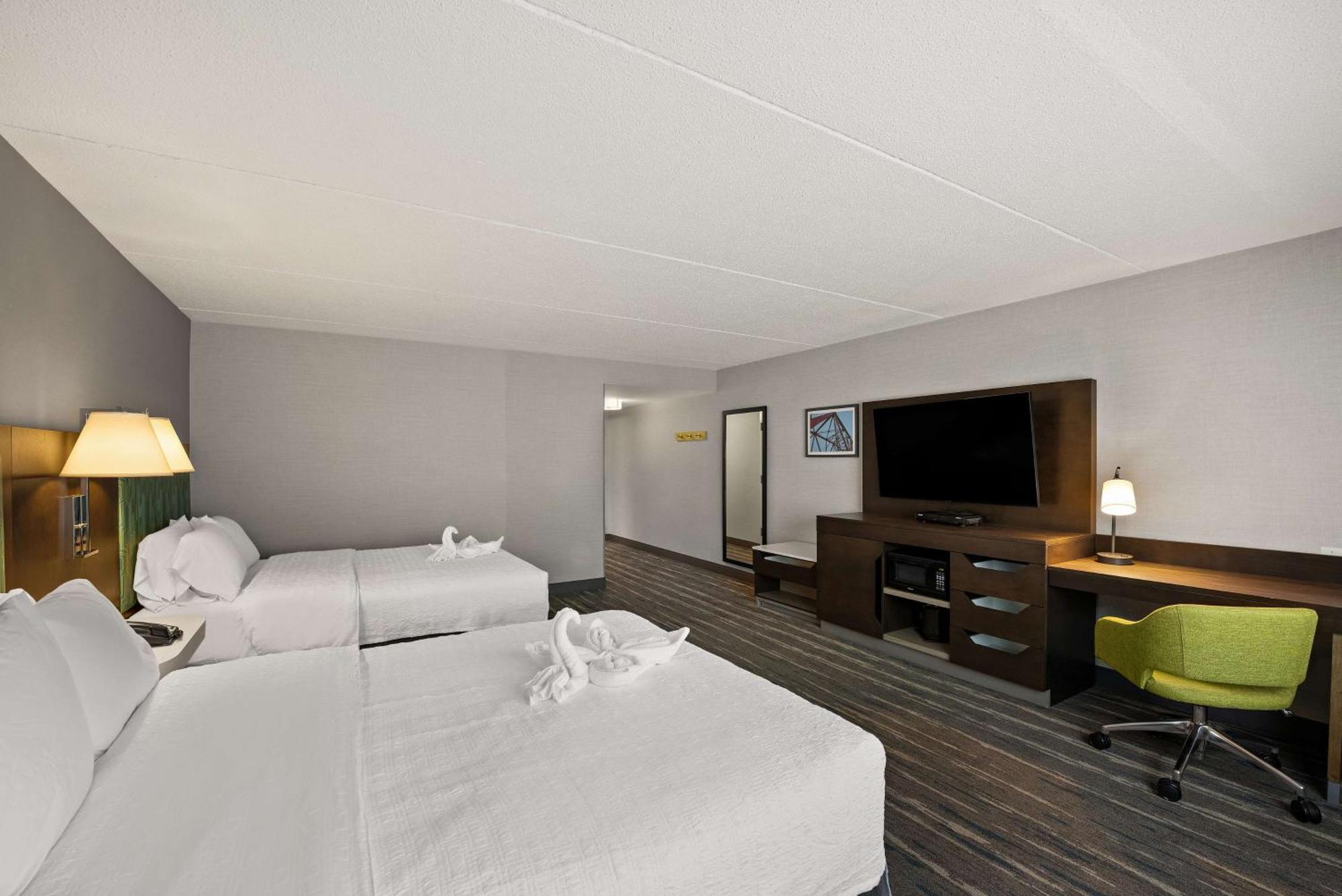 Hampton Inn & Suites Poughkeepsie Spackenkill Dış mekan fotoğraf