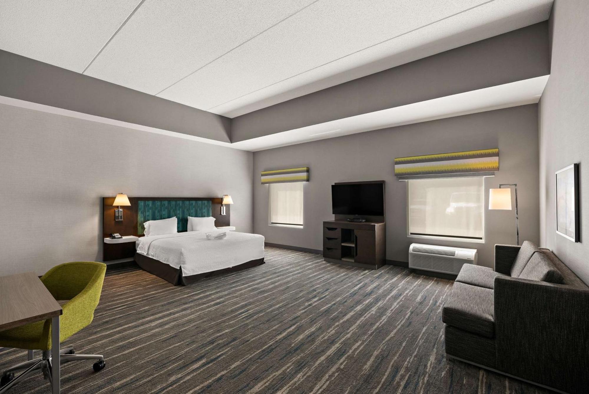 Hampton Inn & Suites Poughkeepsie Spackenkill Dış mekan fotoğraf