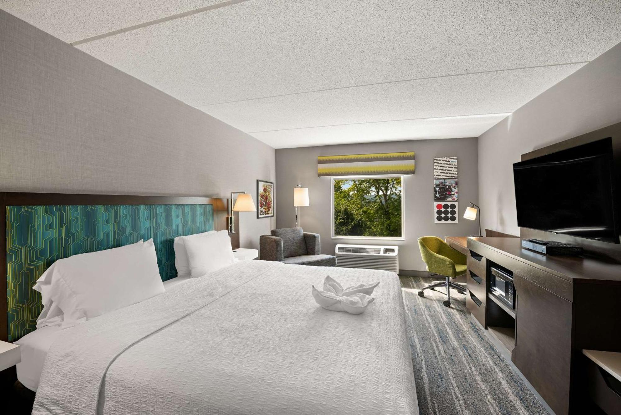 Hampton Inn & Suites Poughkeepsie Spackenkill Dış mekan fotoğraf