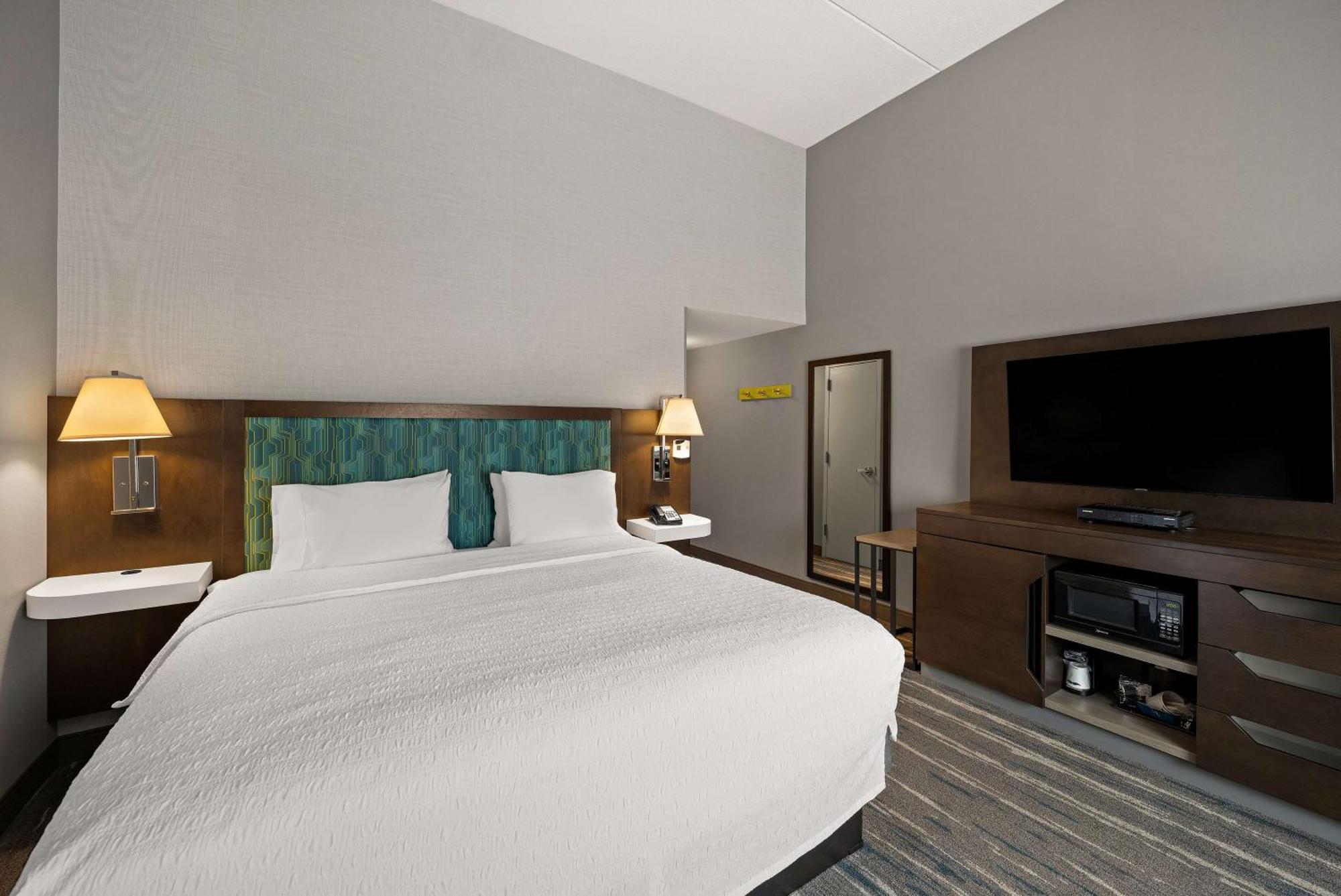 Hampton Inn & Suites Poughkeepsie Spackenkill Dış mekan fotoğraf