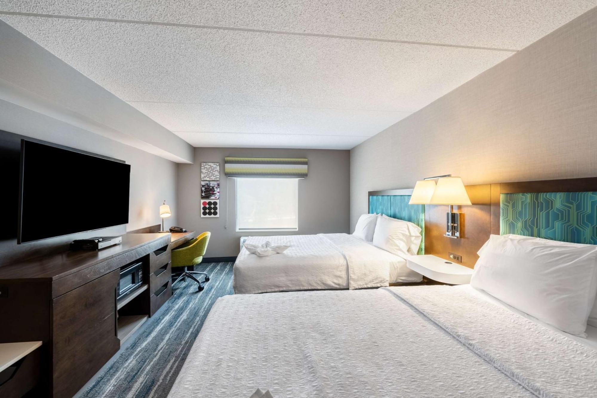 Hampton Inn & Suites Poughkeepsie Spackenkill Dış mekan fotoğraf