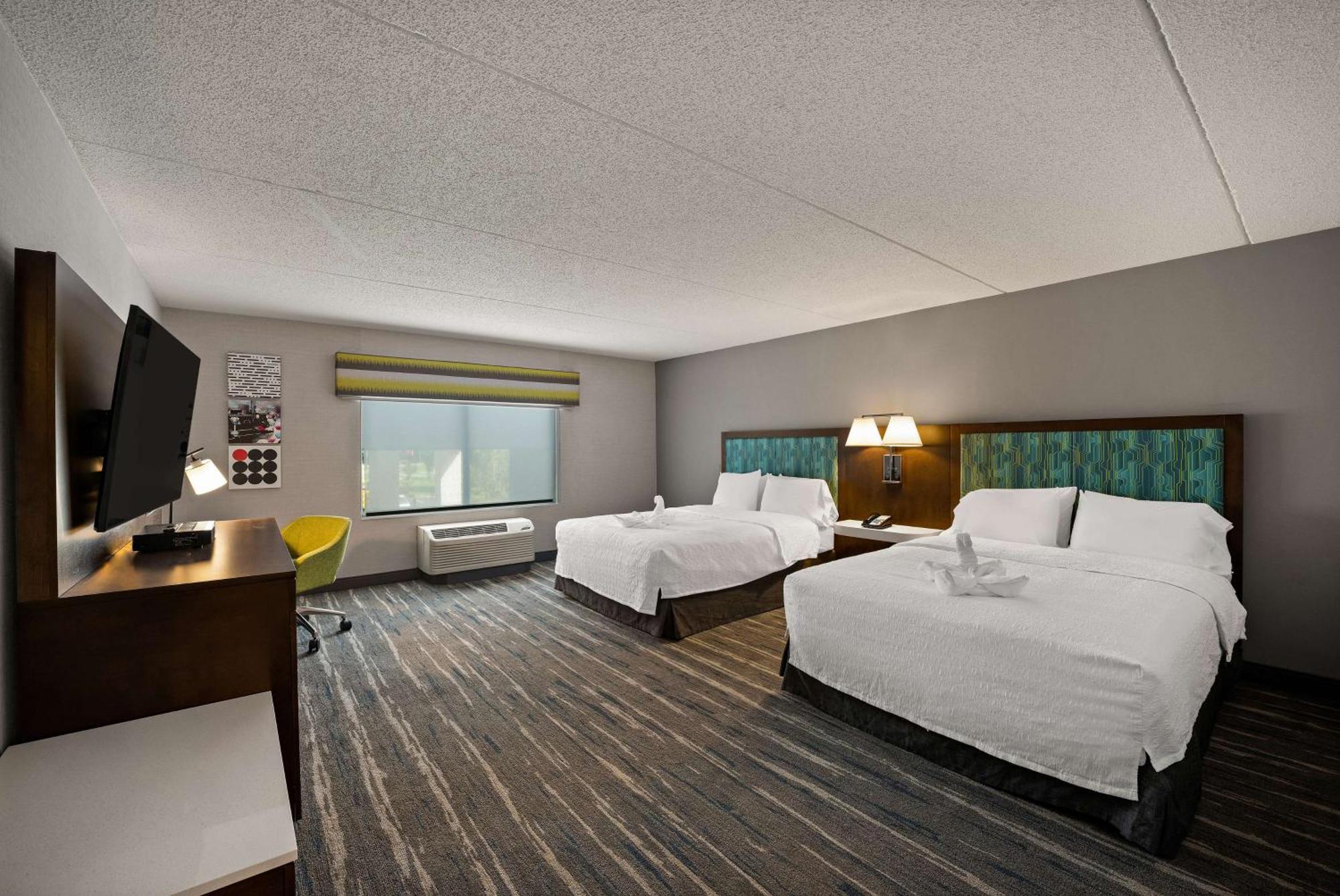 Hampton Inn & Suites Poughkeepsie Spackenkill Dış mekan fotoğraf